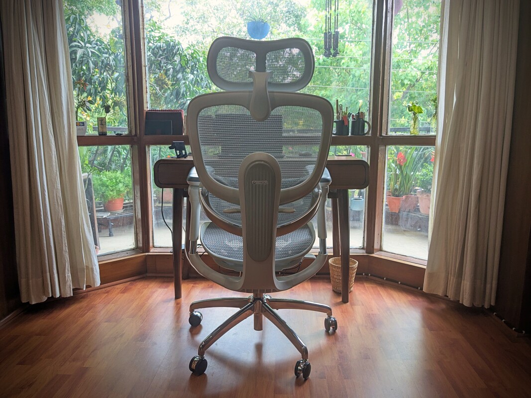 Review: This $350 ergonomic office chair made me ditch my own chair
