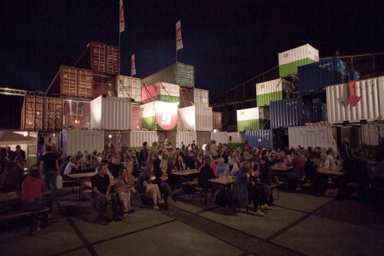 O+A's temporary shipping container 
