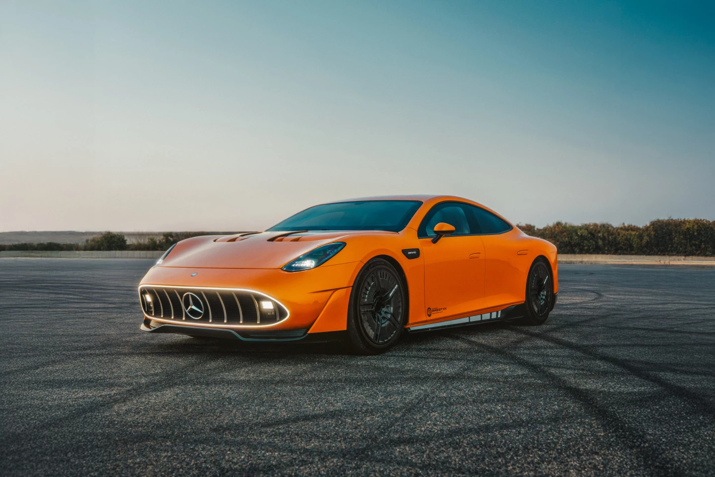 Up to 900-kW fast chargers allowed the GT XX's battery to gain around 250 miles of range in just five minutes
