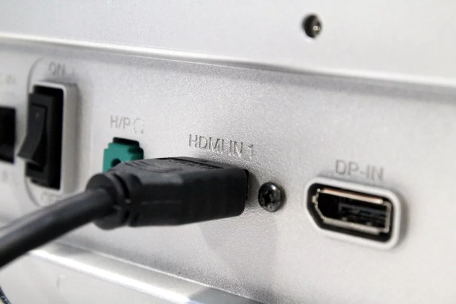 The 34UM95-P can connect to a computer via HDMI or Thunderbolt (Photo: Stu Robarts/Gizmag)