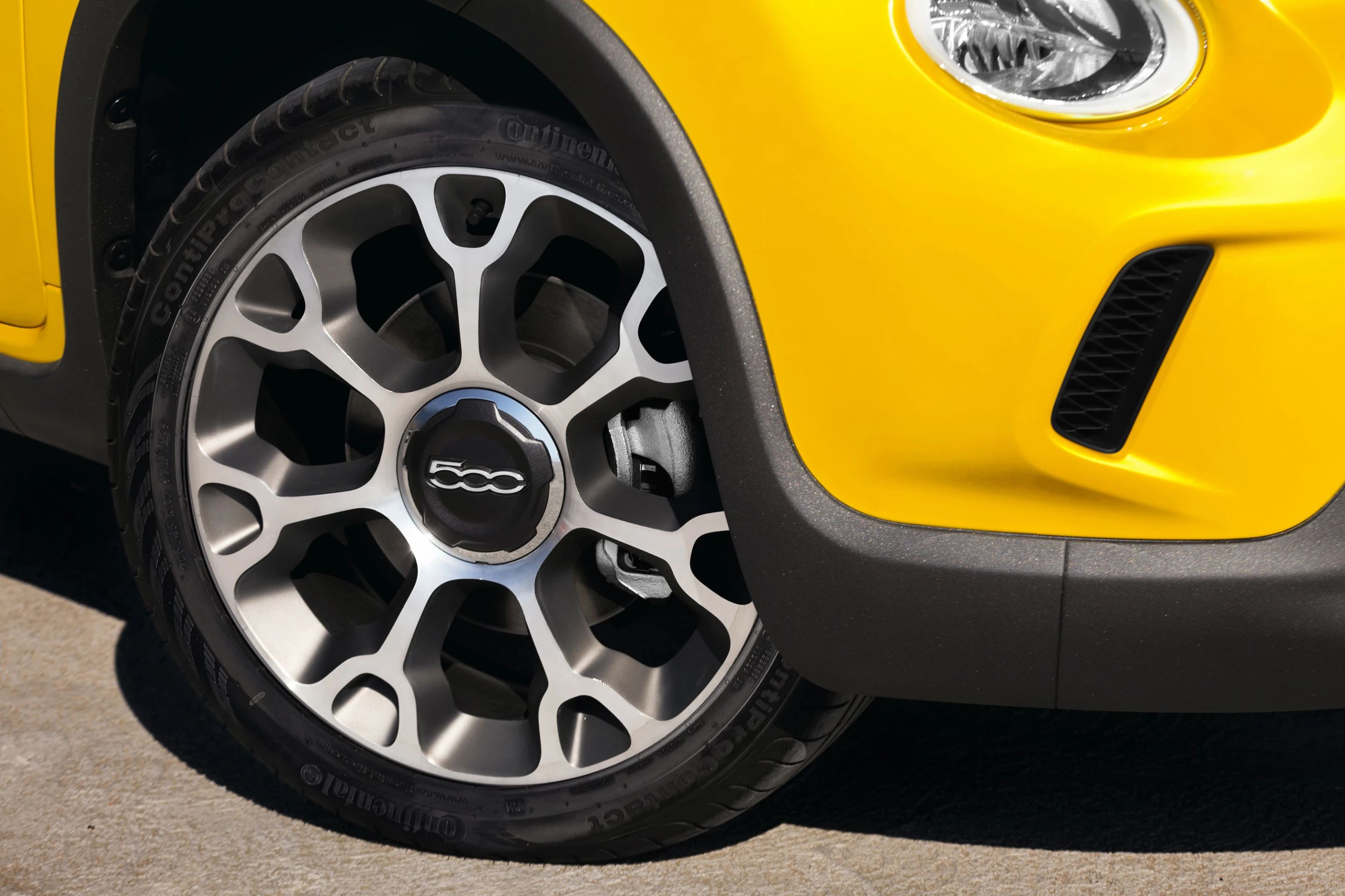 The 500L Trekking comes with 17-inch wheels