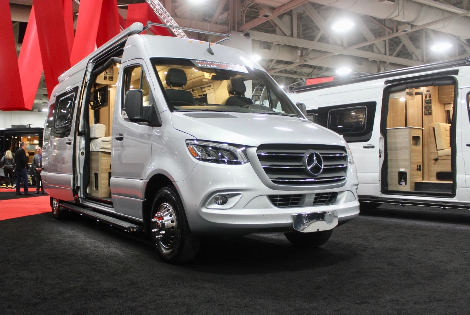 Winnebago's Boldt Q70 KL includes a full-width rear bathroom and central bed