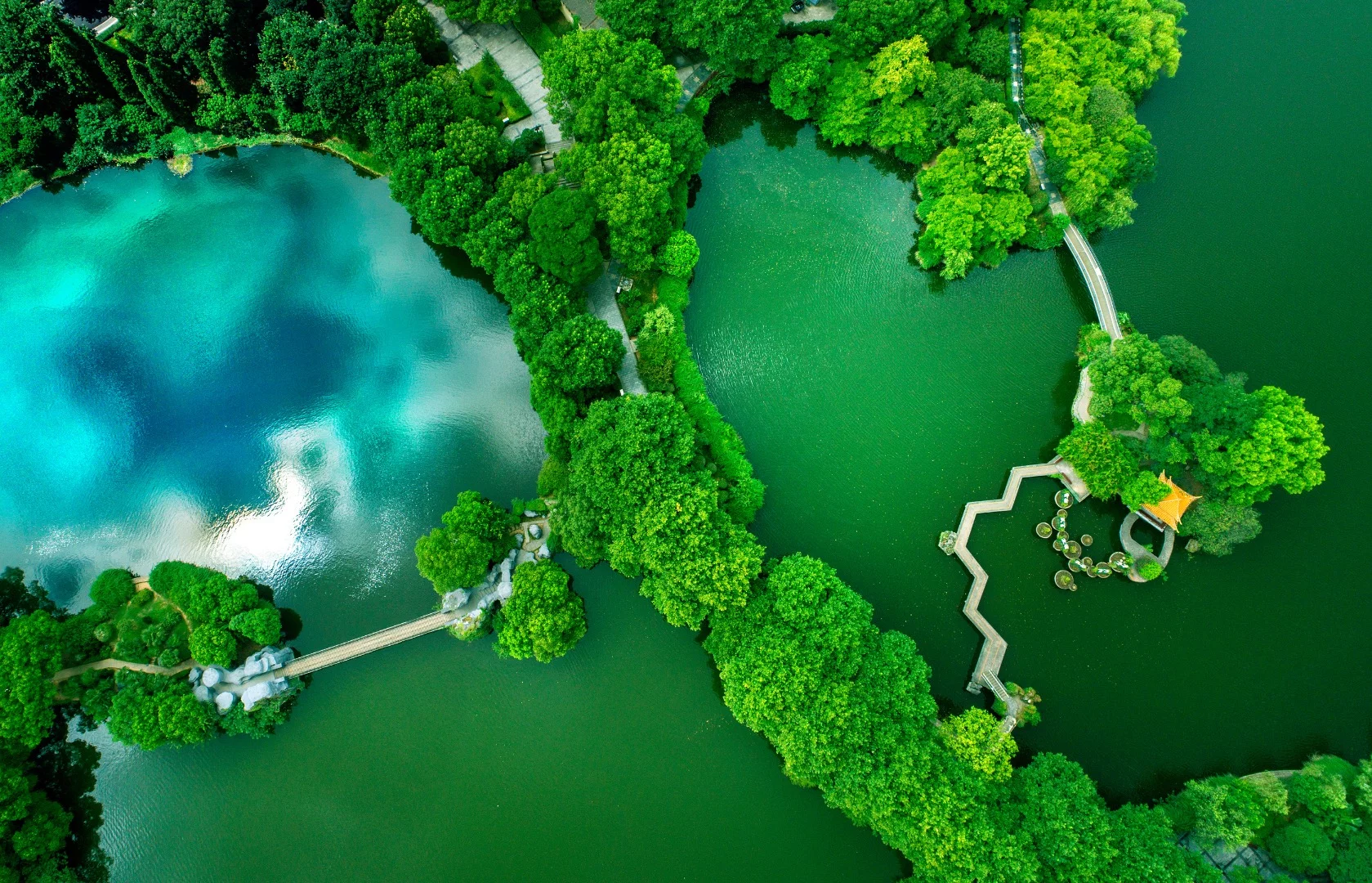Photographed at Xiangtai Yuhu Lake