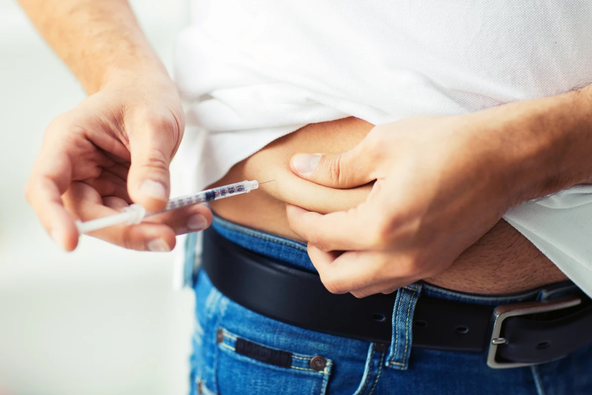 Researchers have developed an insulin formulation using nanoparticles that self-adjusts in response to blood glucose levels
