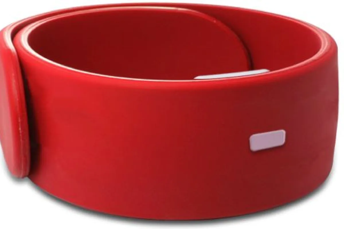 The UVeBand is a UVA and UVB-measuring wrist band, that vibrates when it's time to apply more sunscreen