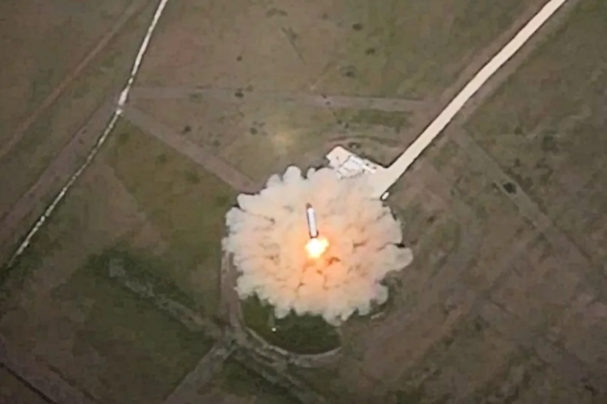 Final launch of SpaceX Grasshopper v1.0 test bed for reusable Falcon 9 first stage (Photo: SpaceX)
