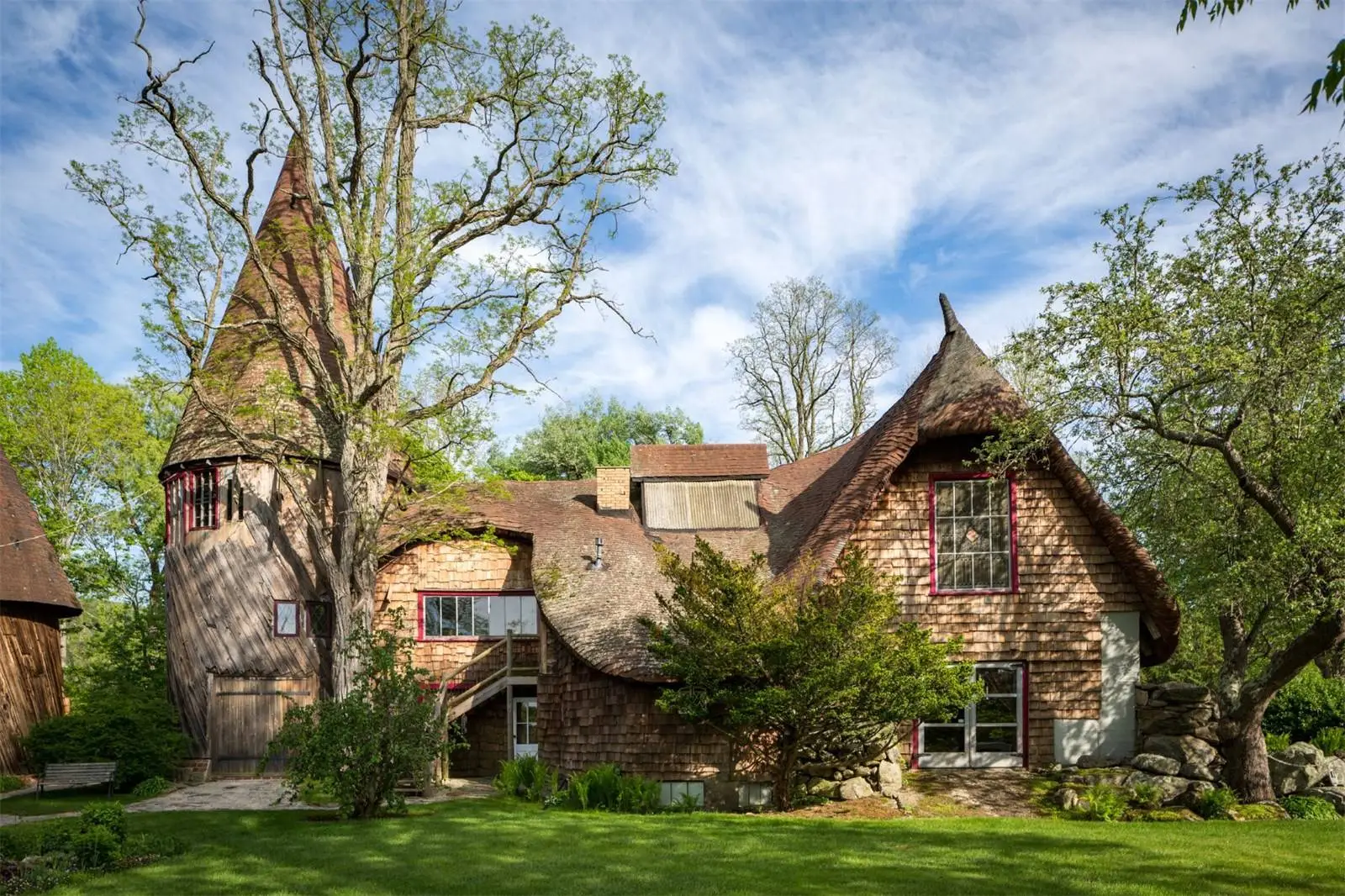 If you’re looking to step back in time and have a cool US$2.2 million to put towards the cause, then the so-called Gingerbread House might be of interest