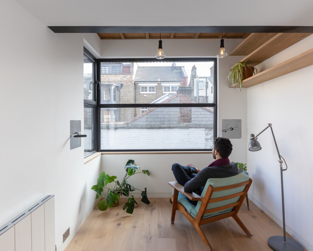 Black Box is situated in a cramped London plot