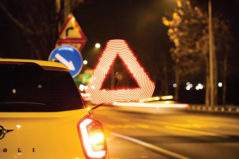 The S.Light improves the visibility of vehicles stopped on the side of the road