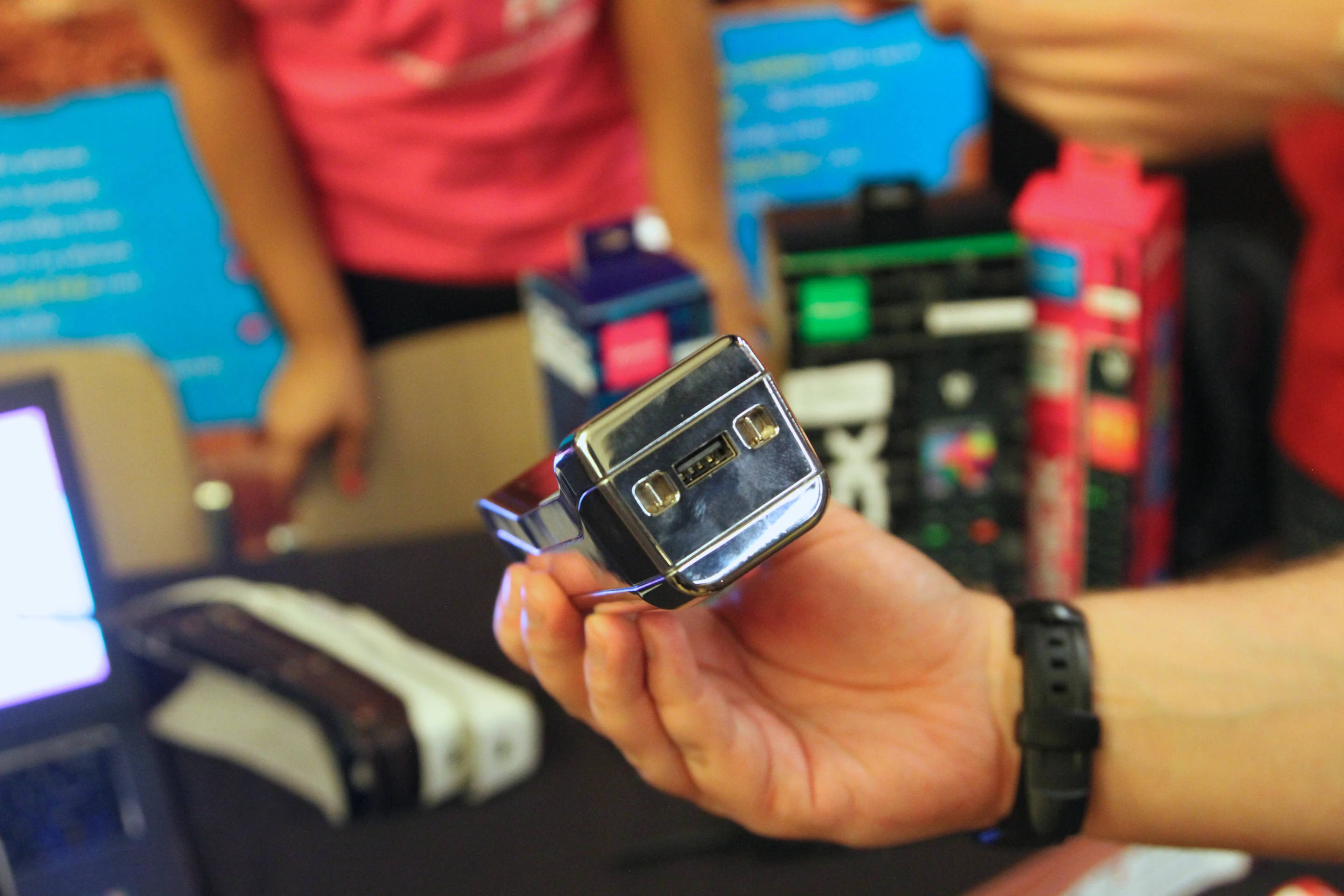 Bluetooth is built in, so that the device can be used as a handset for an iPhone or Android smartphone (Photo: Gizmag)