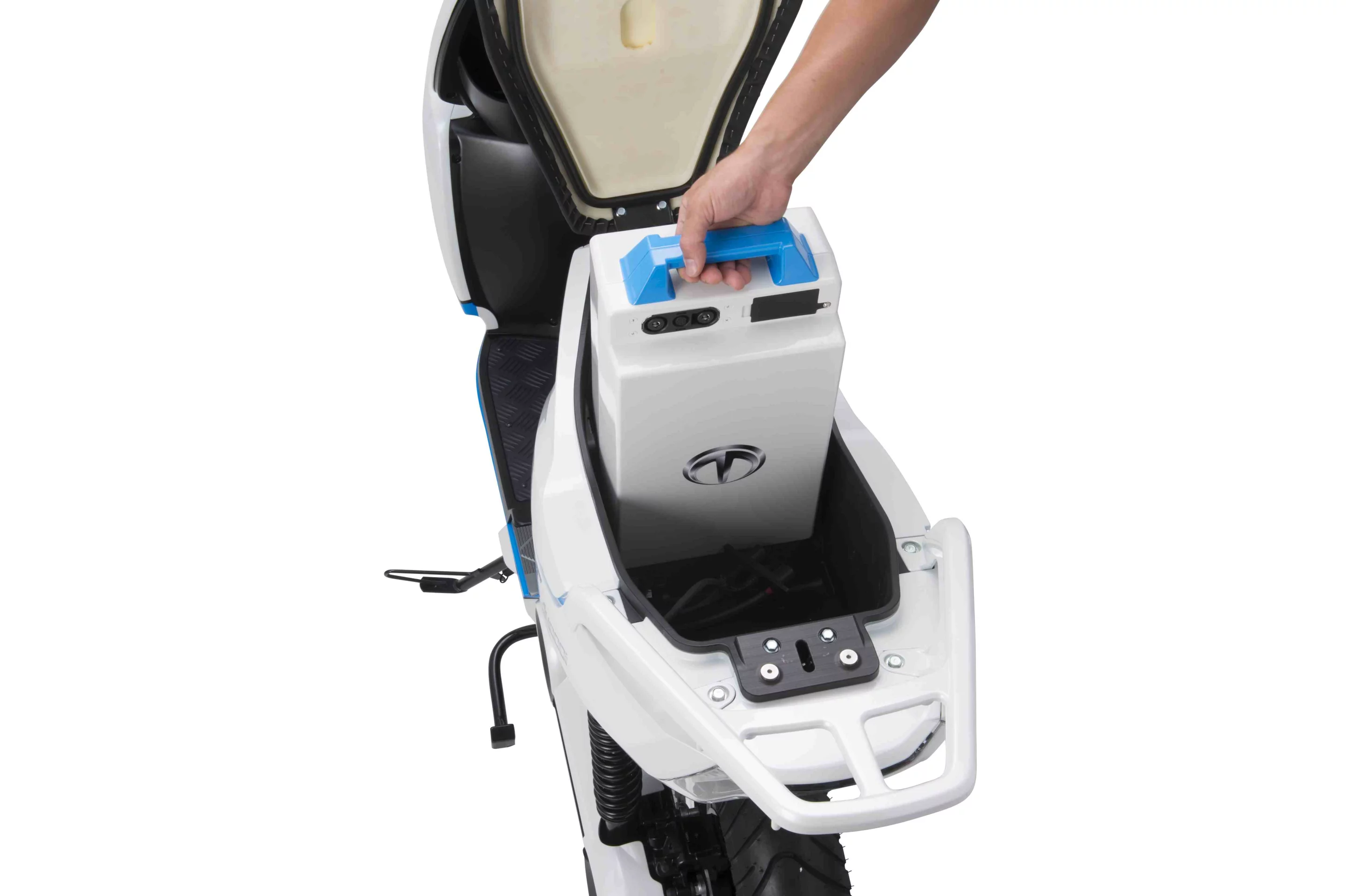 The scooter utilizes a rear in-wheel motor, powered by a removable 48-volt/40-Ah lithium battery pack