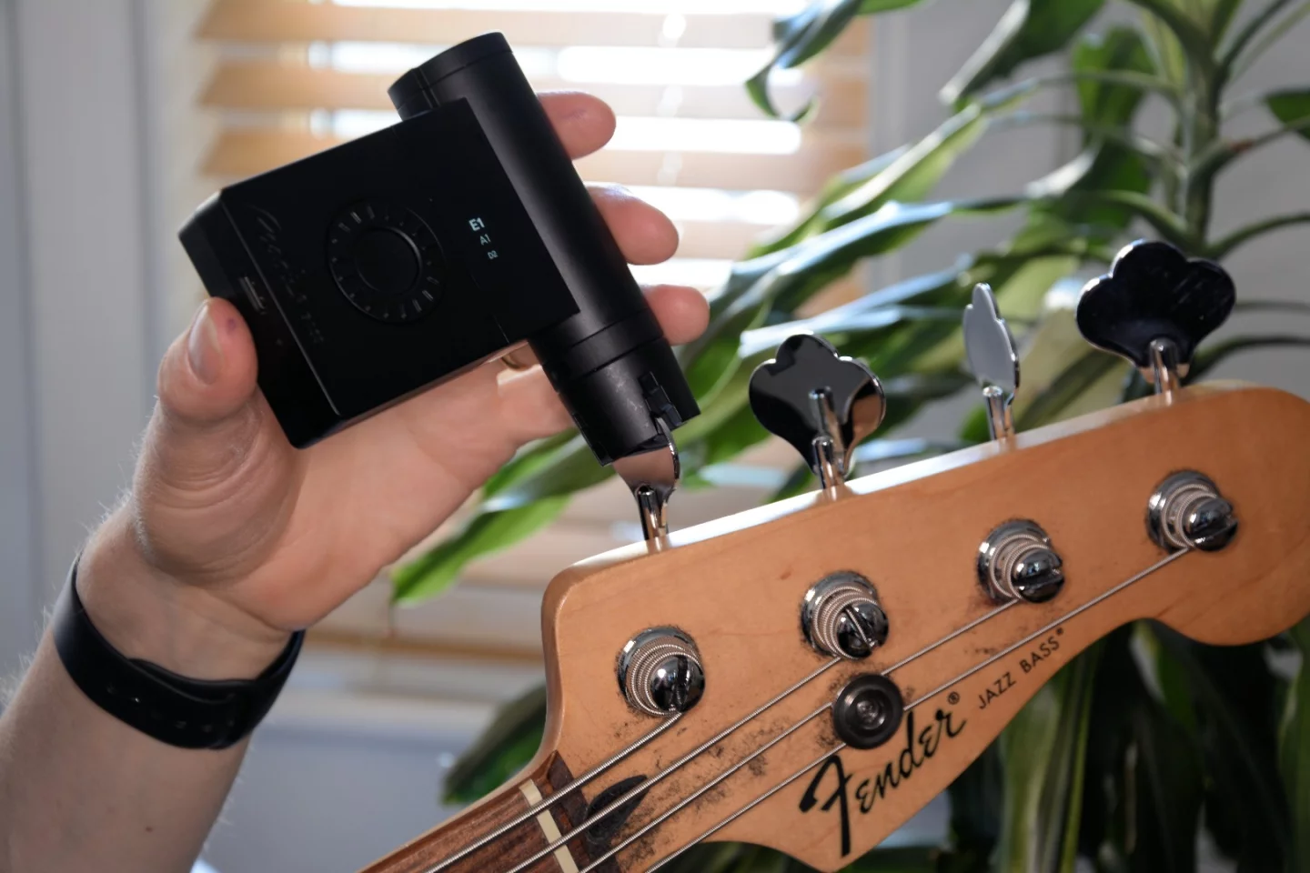 Matthew Holme from Plymouth (UK) outfit The Spoils Collective found the vibration alerts very useful