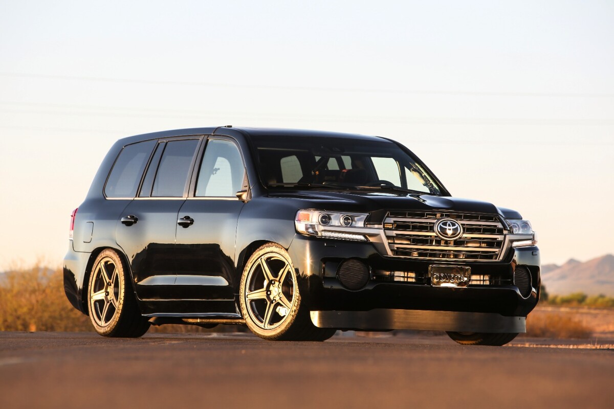 The Land Speed Cruiser looks noticeably lower, but it doesn't necessarily look like a 2,000-hp beast hungry for world records