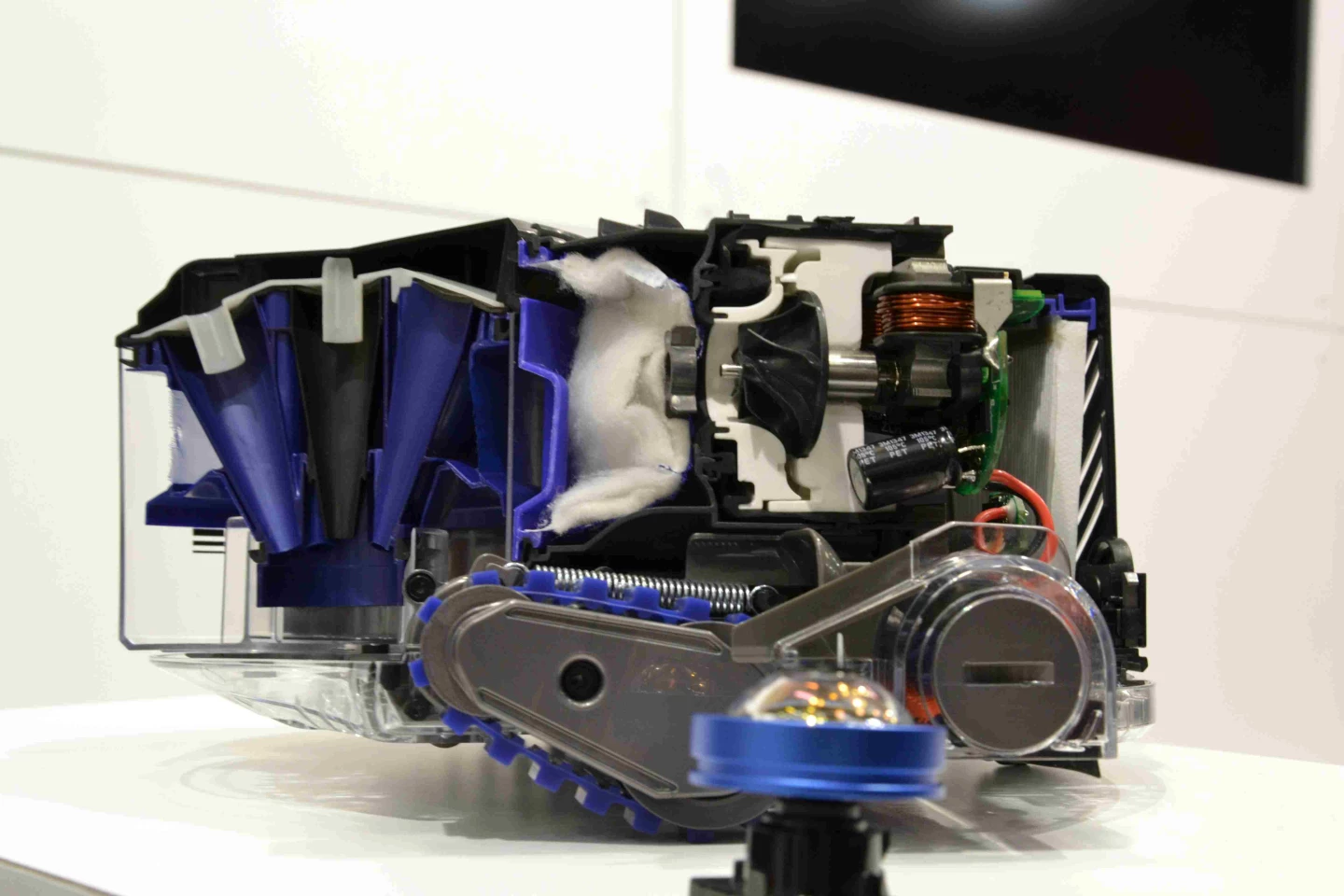 A cut-away view of the 360 Eye (Photo: Paul Ridden/Gizmag)