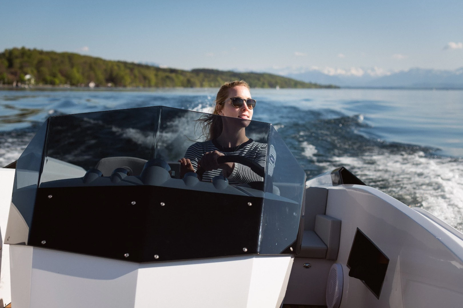 The Frauscher 740 Mirage Air