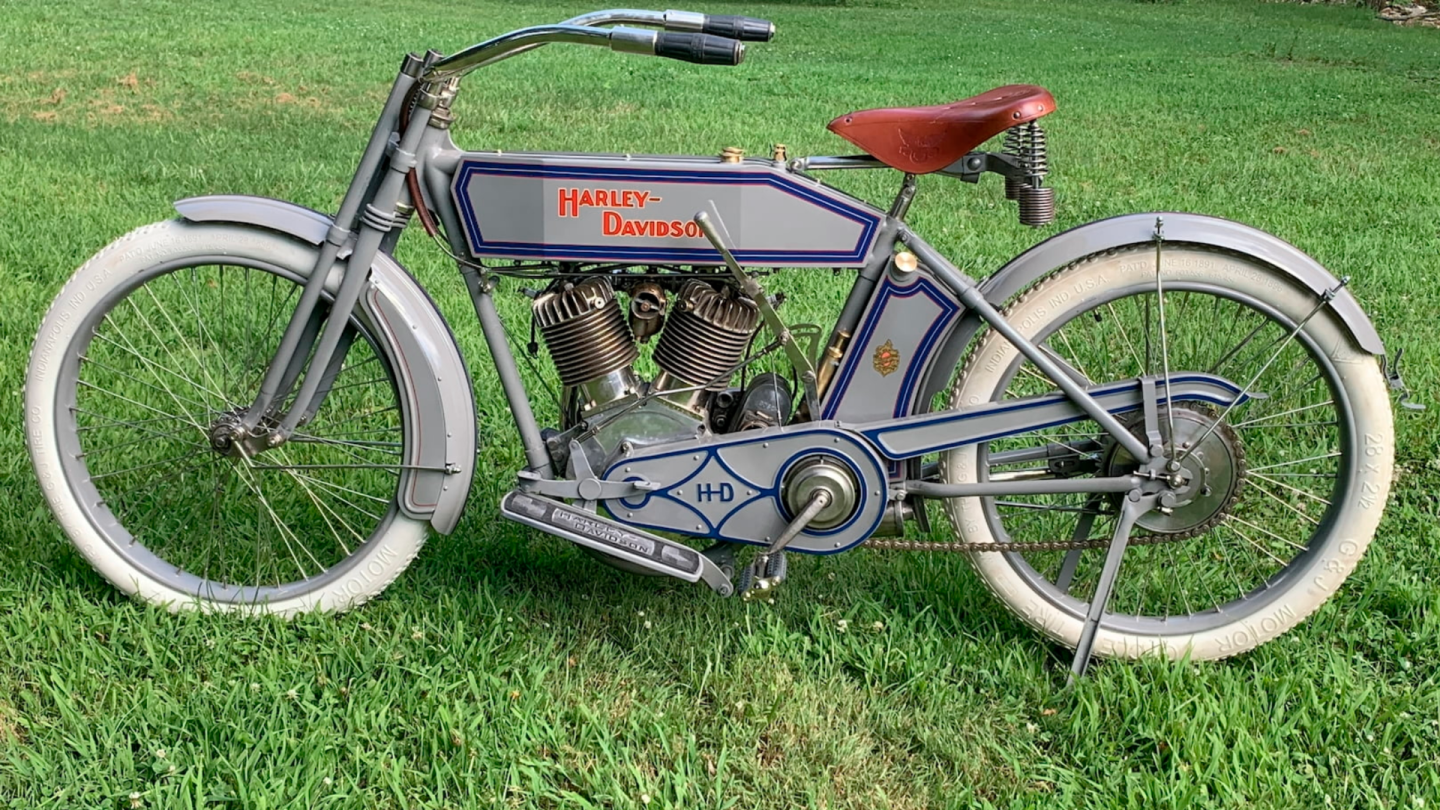 1914 Harley-Davidson 10E | Mecum | Estimated price range: $75,000 to $100,000 | Official Auction Page