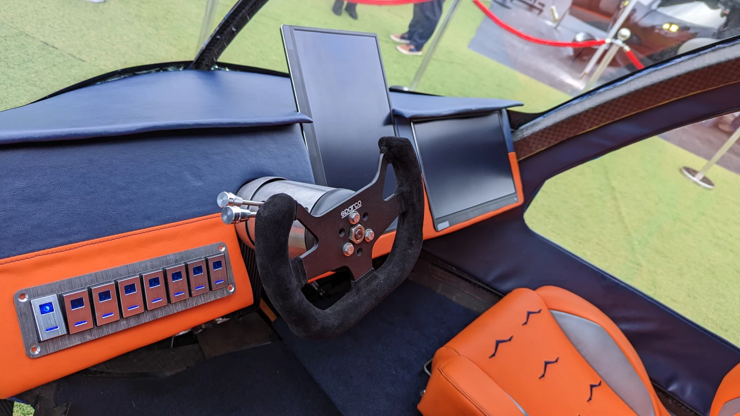 Though the controls look a bit sparse, the prototype is actually fully capable of both driving and flight