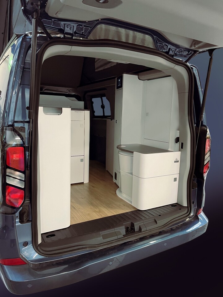 The new addition to the Nugget family: the rear bathroom area available for the L2 long-wheelbase Nugget