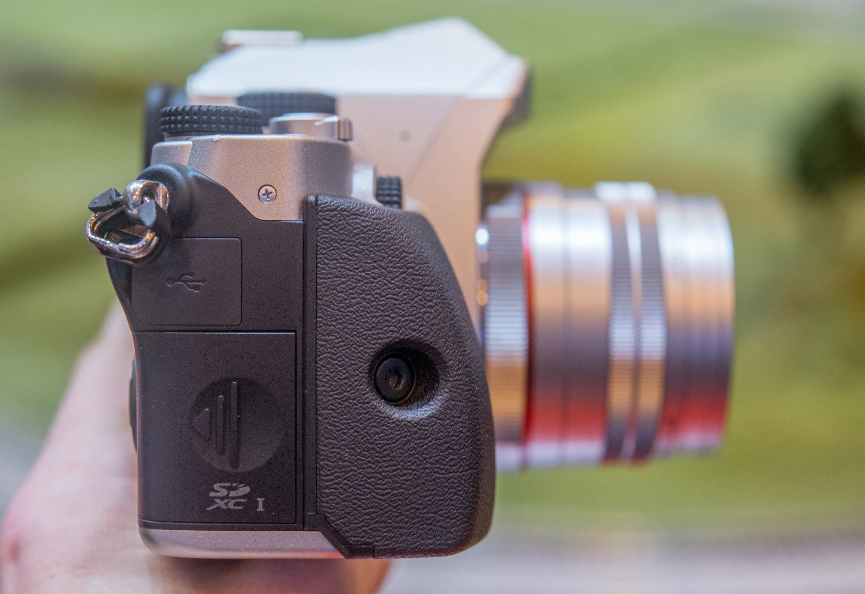 Users can swap the grip in the Pentax KP DSLR using a hex wrench