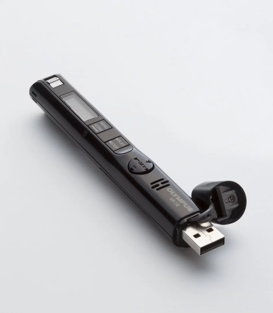 The VP-10's USB plug can be used to charge the portable recorder's AAA-sized Ni-MH battery, too