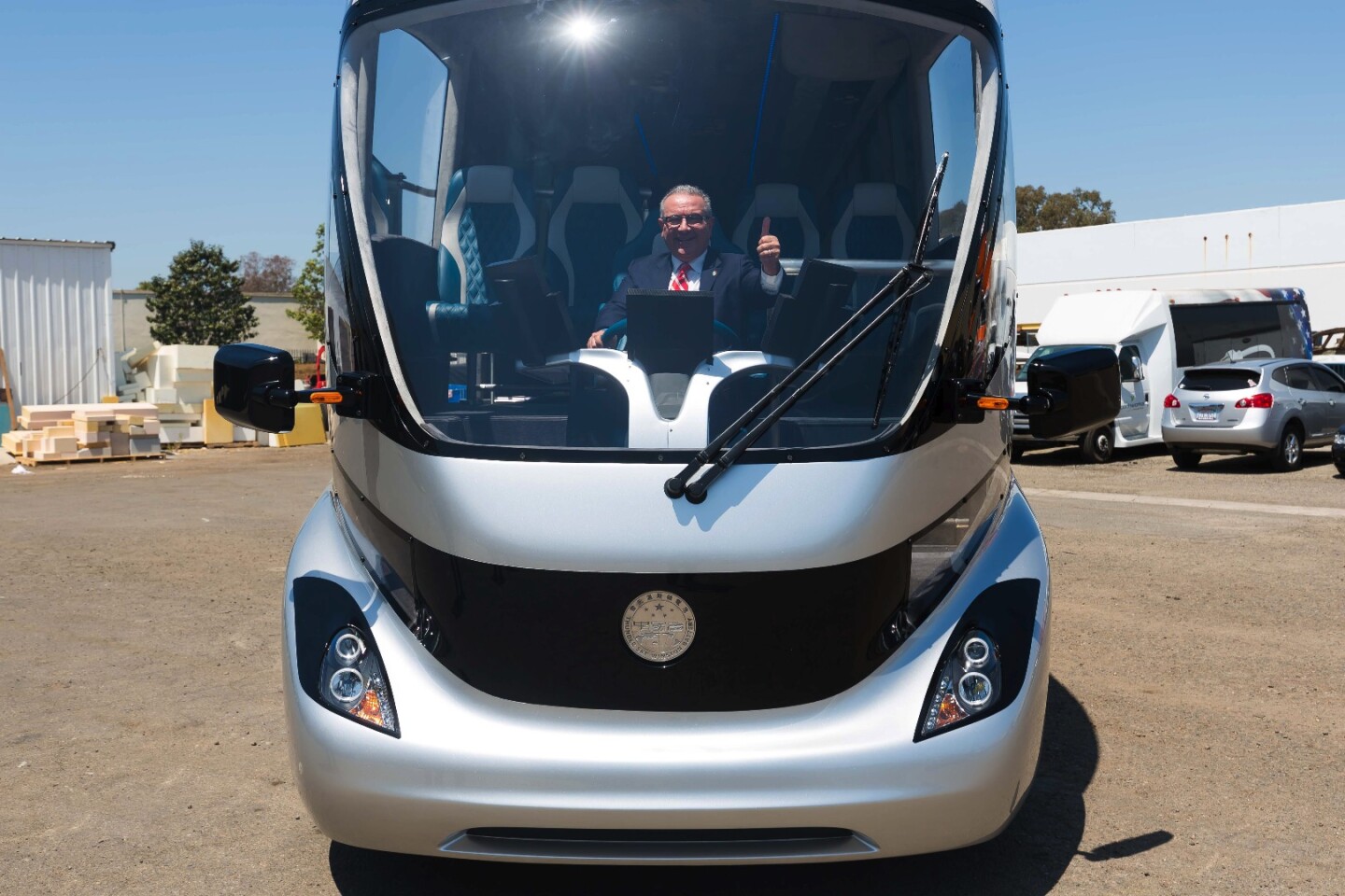The driver enjoys a central position with plenty of tech