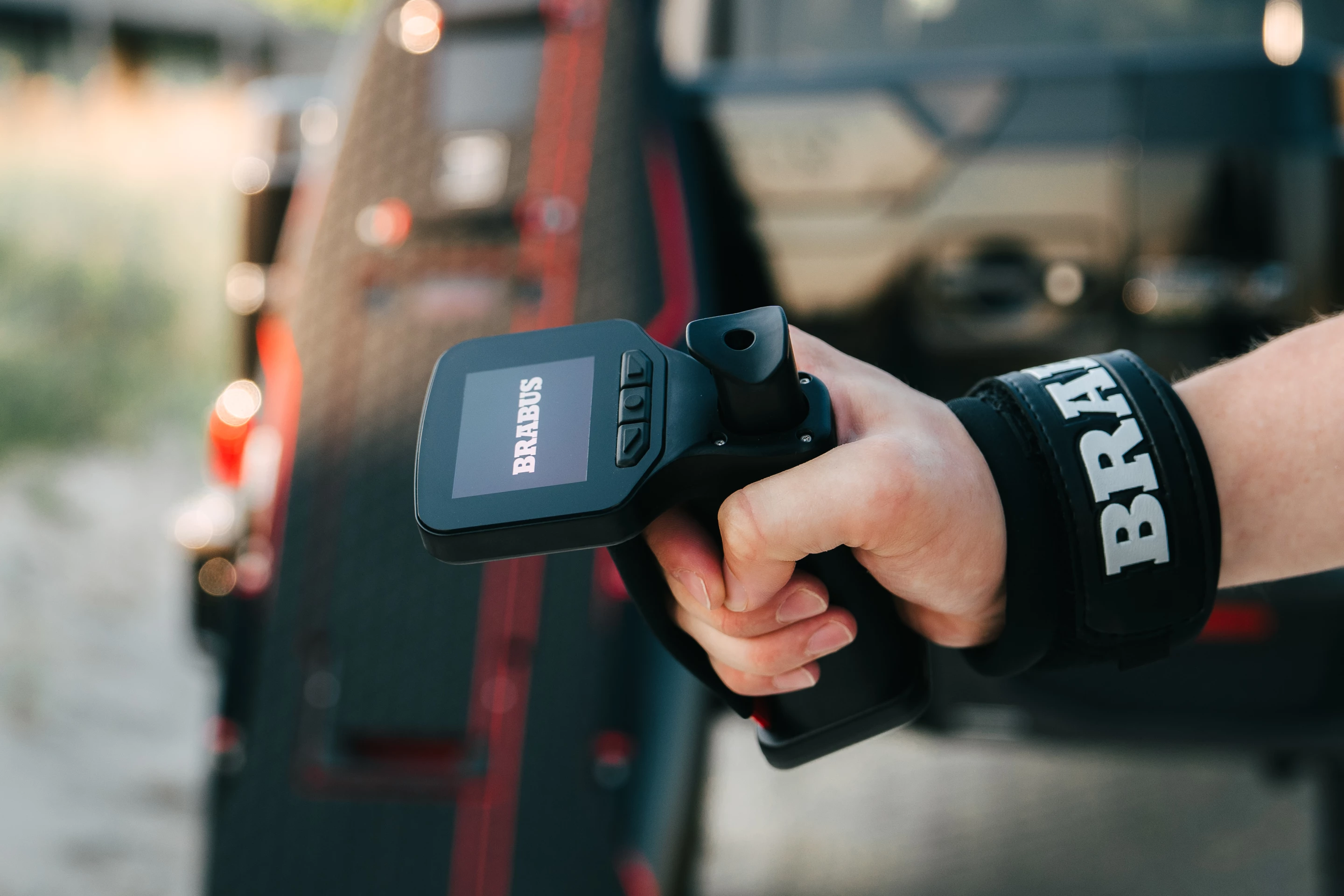 The upgraded hand controller can enable to Brabus mode for an almost 40% acceleration boost