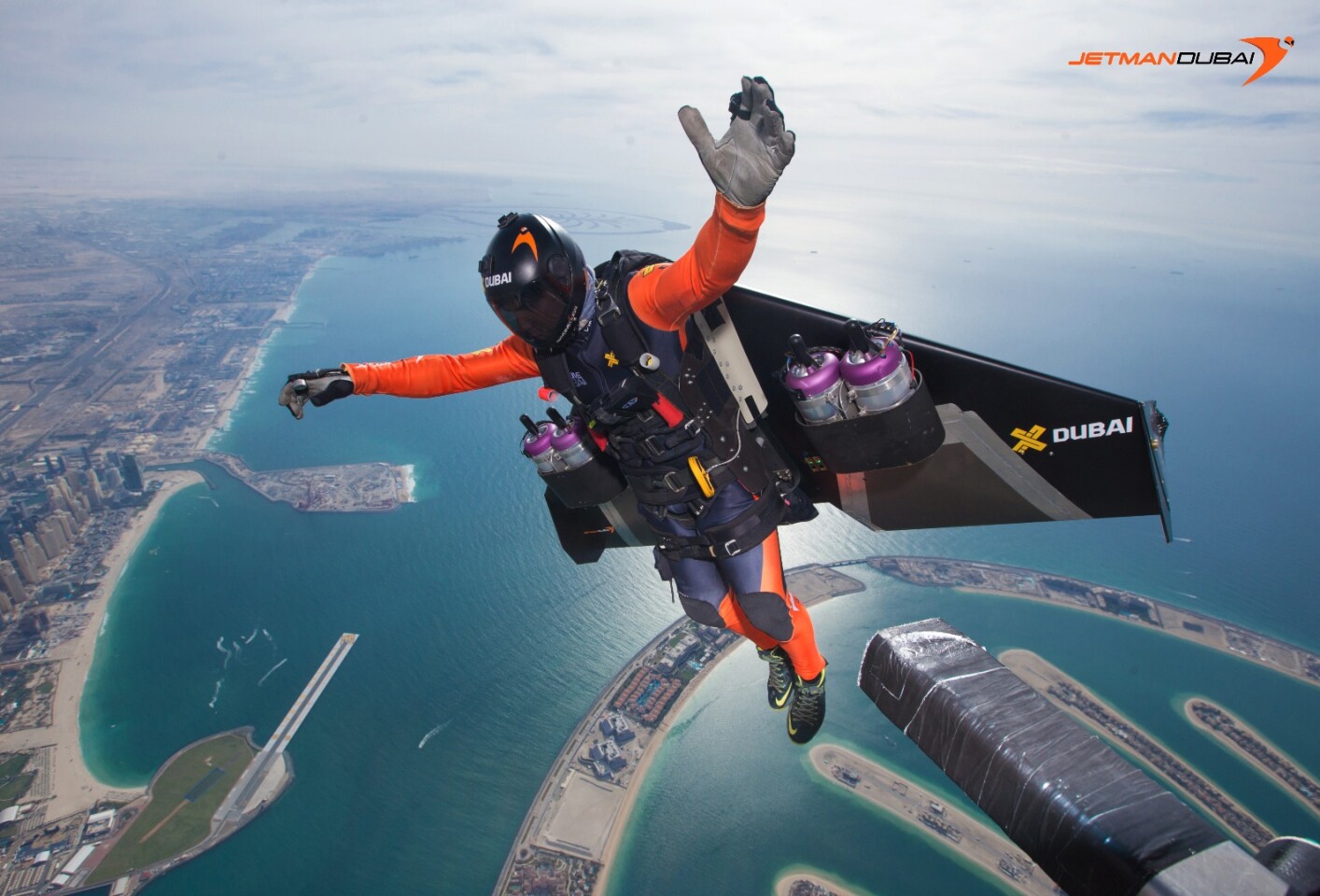 Daredevil French jetpack pilot Vincent Reffet dies in training accident in  Dubai