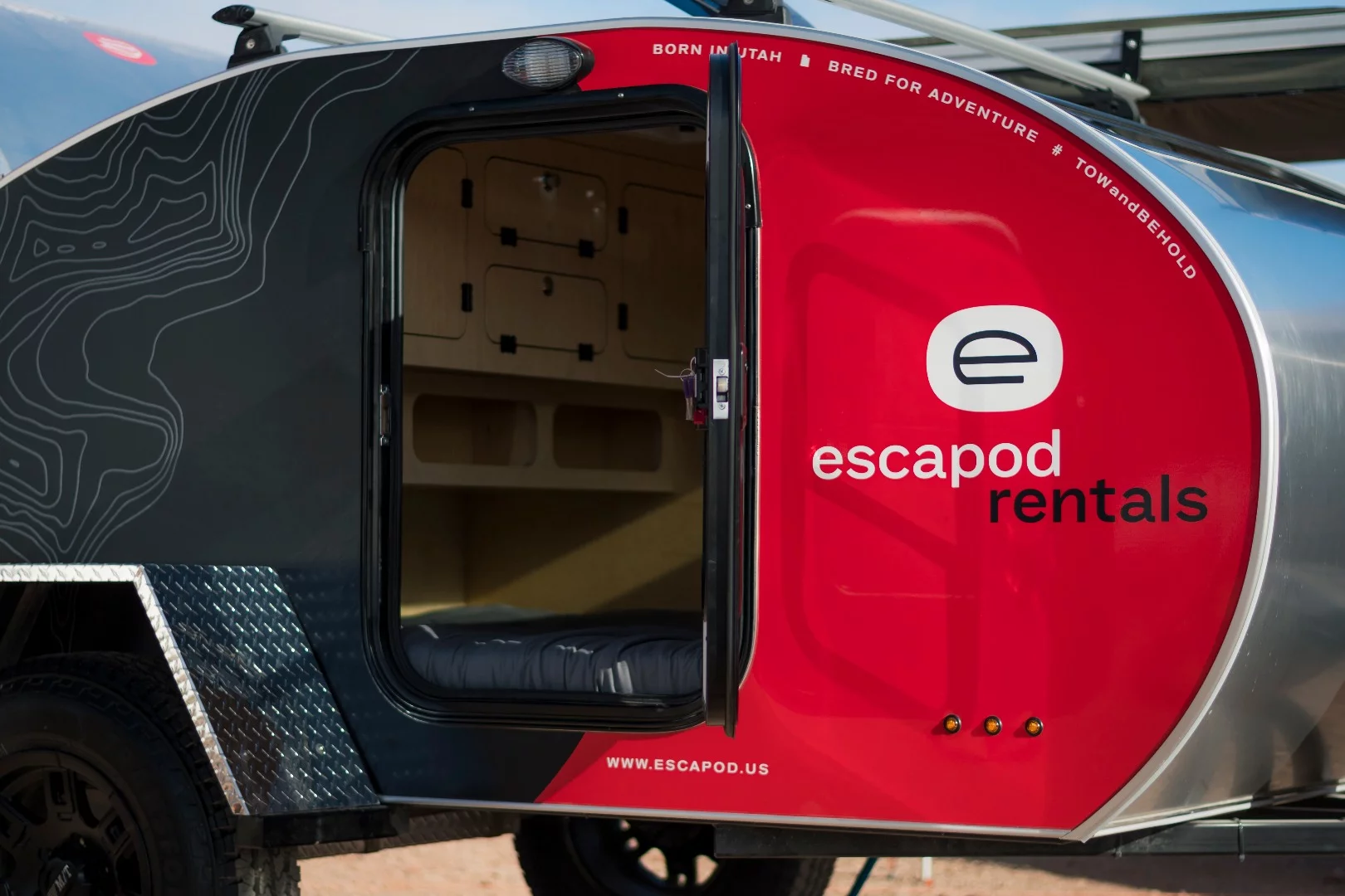 In addition to the upcoming rental service in Northern Utah, Escapod has partnered with Red Rock Base Camps in Moab, Utah, a service that delivers the trailers right to your campsite, no need to tow yourself