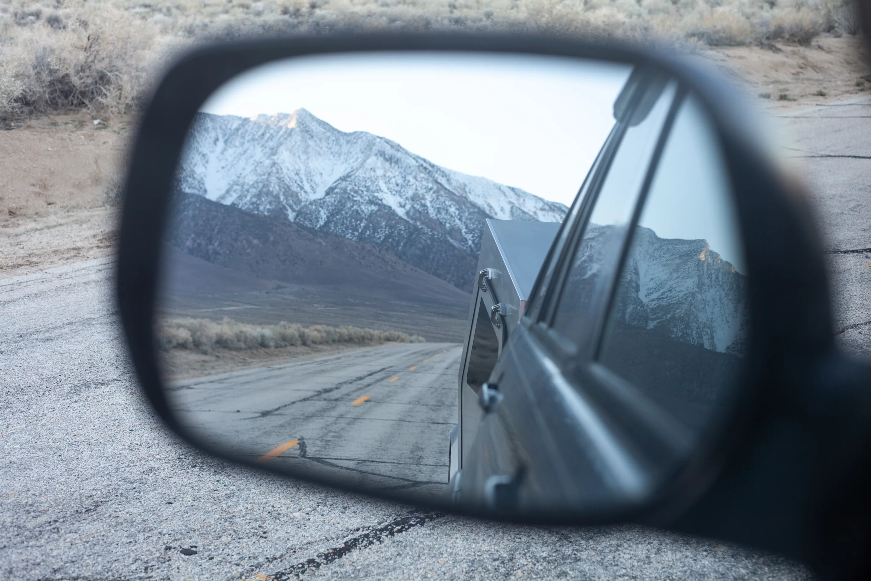 The spacecraft closing in on the car ...
