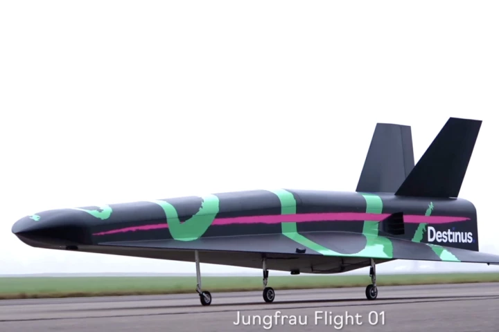 After just 4 months, Destinus has flown its first prototype, the size of a car. Another is coming, which the company says will be the size of a bus