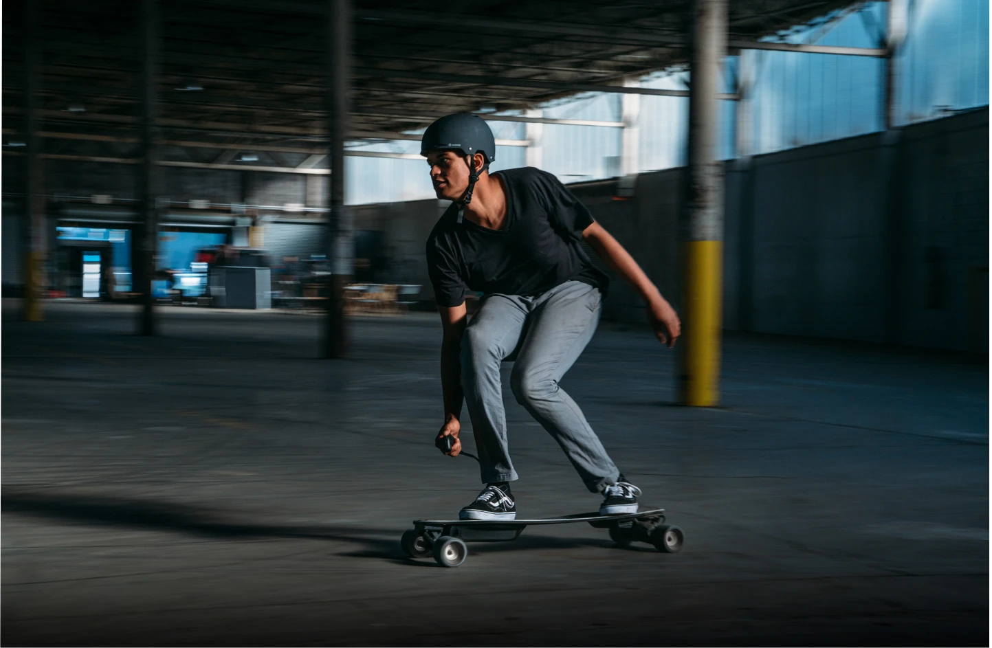 On both the Stealth and Mini X electric skateboards, Boosted has swapped its trademark orange wheels for grey