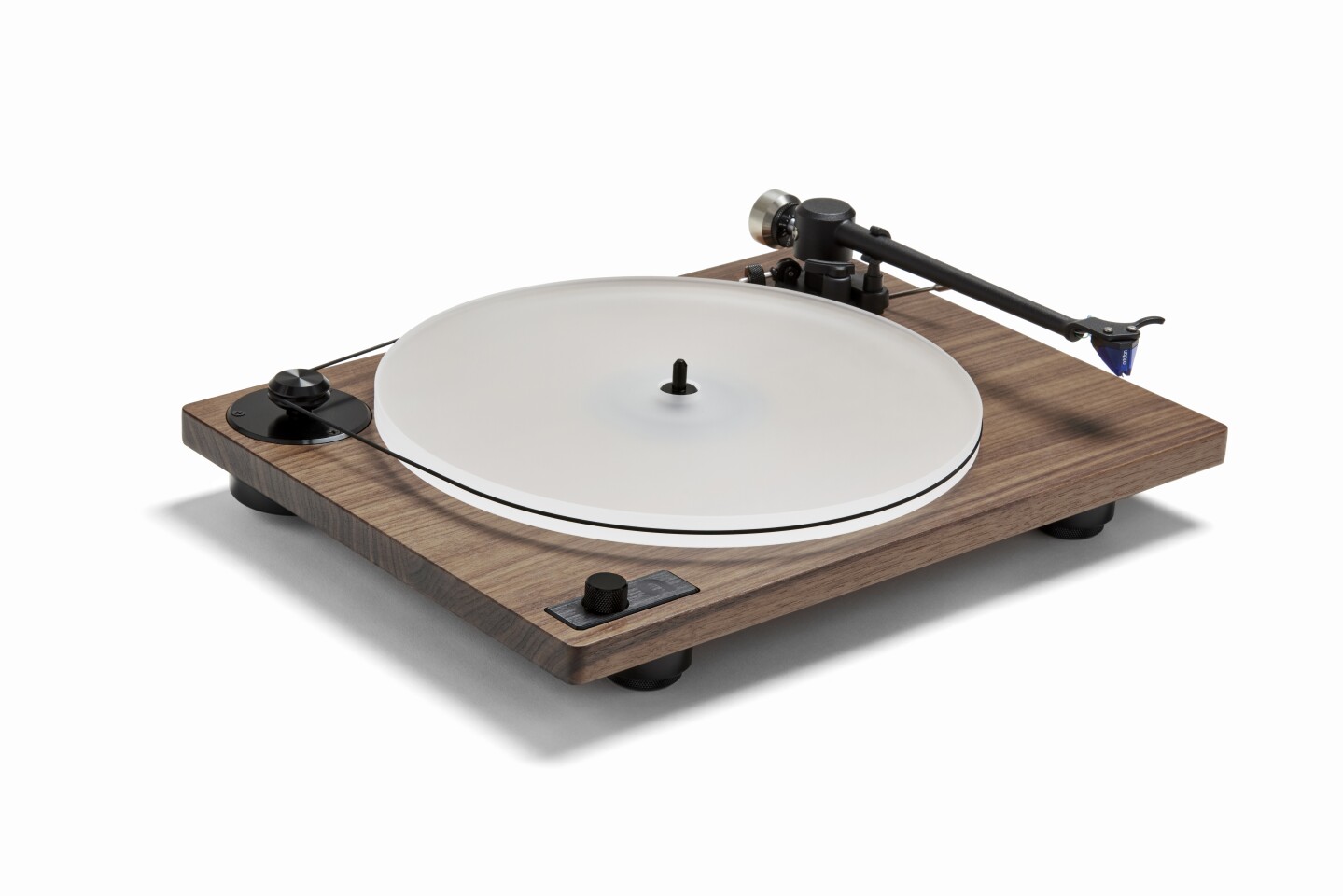 The Orbit turntables are available in five color options for MDF plinths, or two sustainable hardwood flavors