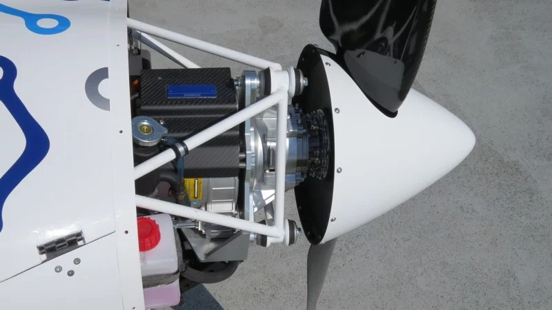 The simple electric motor is significantly quieter than fossil fuel-powered engines, meaning the plane can fly in areas with sound restrictions