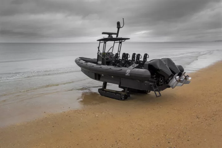 The Iguana Pro, a six-seat military and emergency-focused RIB, forms the basis for what Iguana says will be the world's fastest amphibious boat