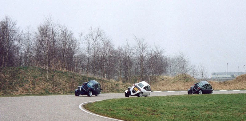 The Carver apparently chews through front tyres if you ride it like this, but compensates with one of the most thrilling ride experiences imaginable