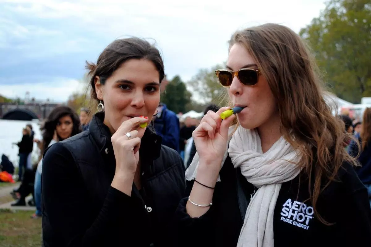 The AeroShot provides an aerosol caffeine boost