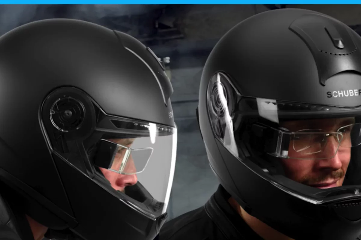 Digilens's motorcycle HUD should work fine with eyeglasses