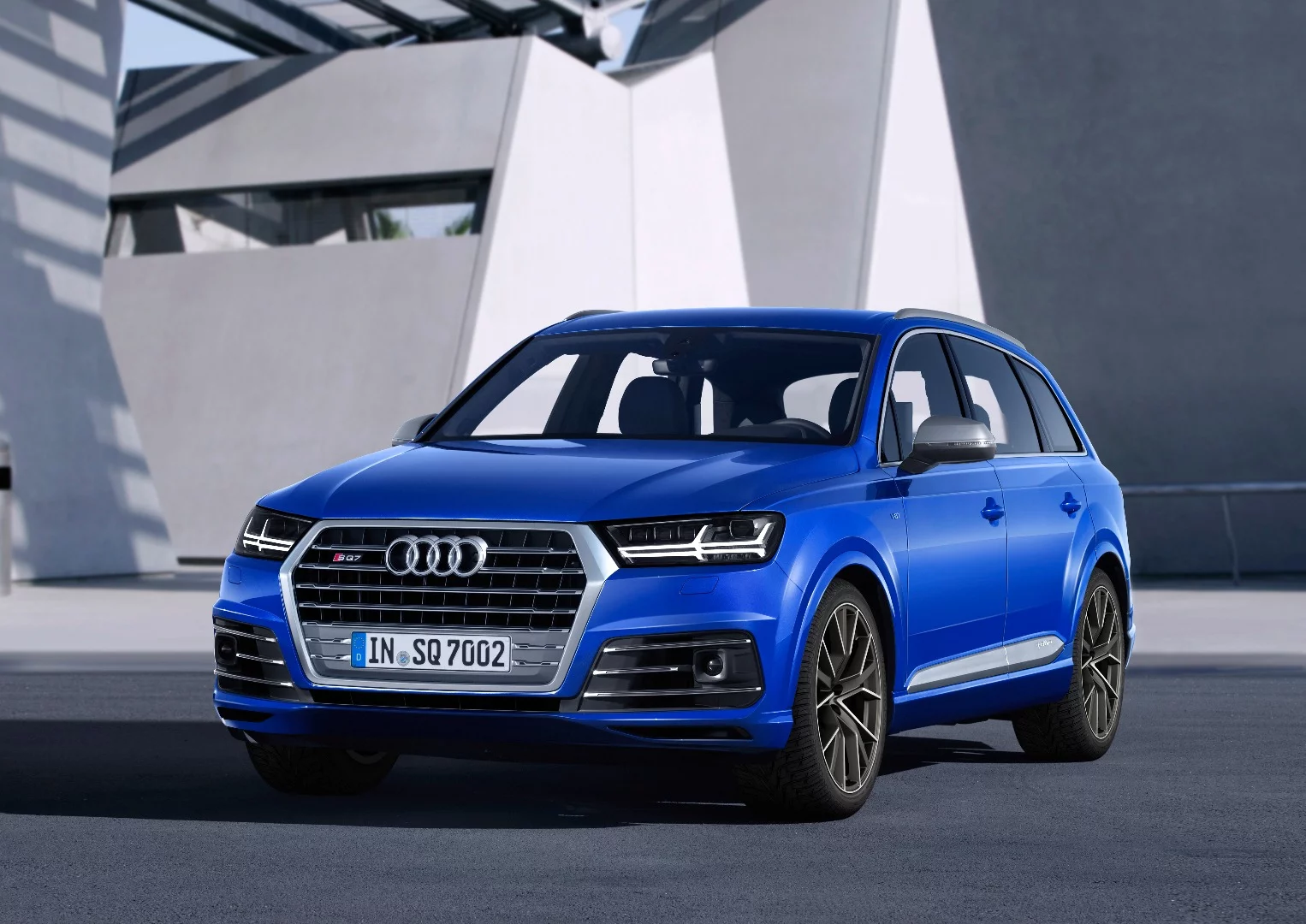 The SQ7 will hit 100 km/h in just 4.8 seconds