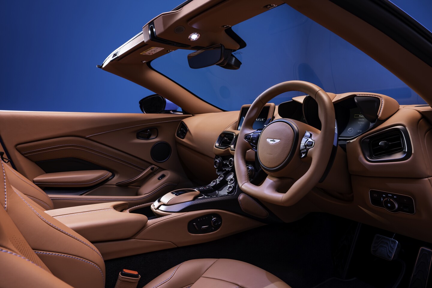 Matt Becker, Aston Martin Chief Engineer, adds: “Convertible sports cars are often seen as compromised when compared to their Coupe equivalents, but the Vantage Roadster remains absolutely dedicated true to its mission"