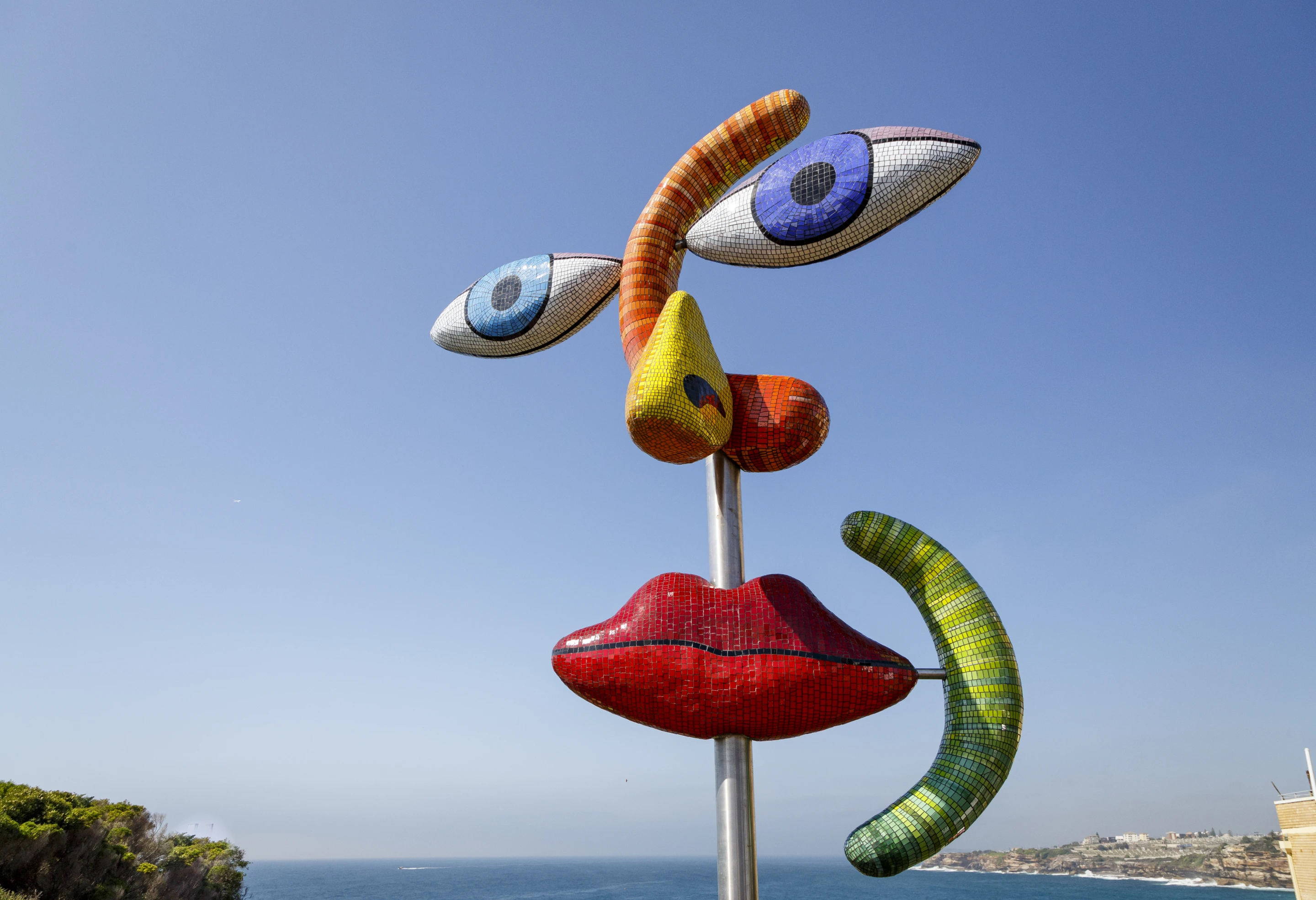 Sculpture by the Sea: the Face, by Deborah Halpern