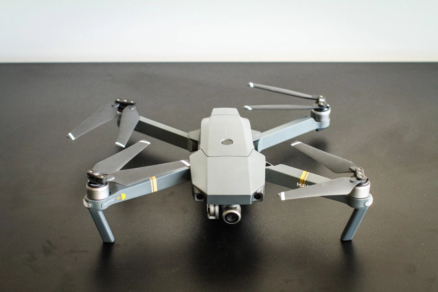 DJI Mavic Pro: fold-away propellers fling themselves out to full width as soon as the motors start up