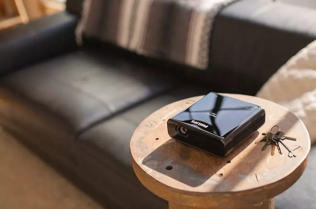 The PicoPix Max has 5.35 x 5.28 x 1.97 inch dimensions and weighs just 1.8 lb