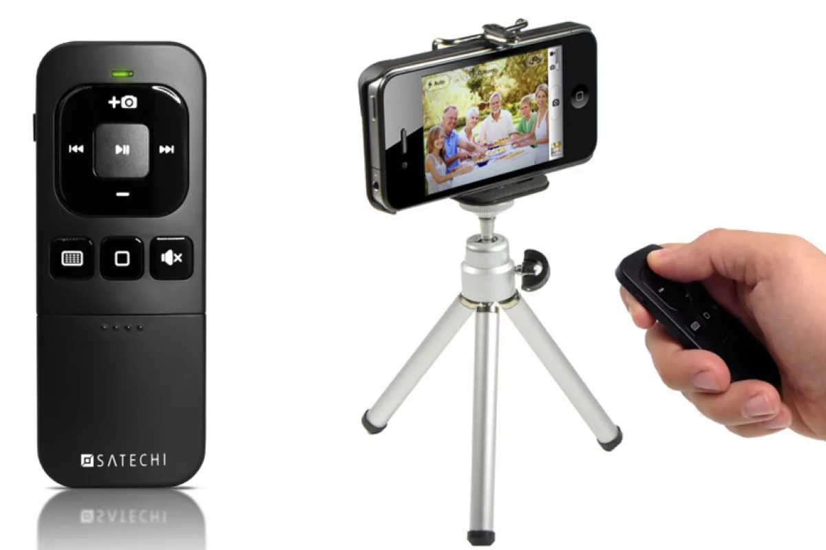 The BT Media Remote can be used to control multimedia playback on an iOS device or to remotely snap a photo