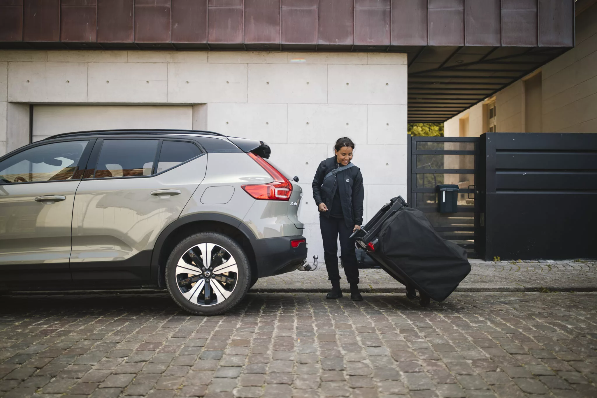 Perhaps the Outset's biggest advantage over a rooftop tent is that a single person can roll it to the vehicle and attach it to the hitch without any heavy lifting; it's also easier to remove
