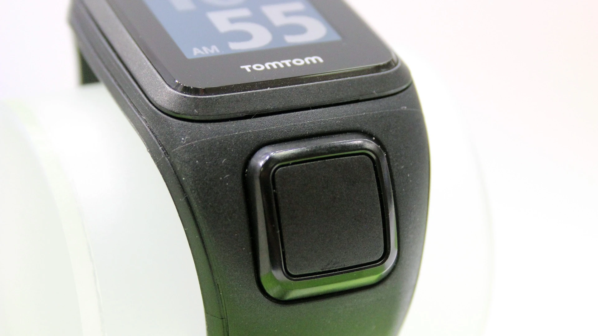 An integrated heart rate monitor is one of the key features