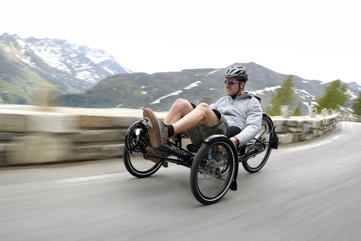 The large 26-inch rear wheel provides better traction and clearance, according to HP Velotechnik