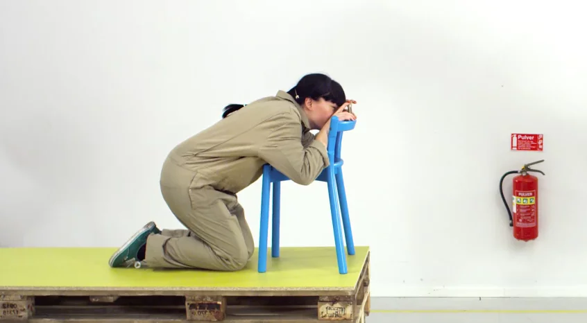 If you want advanced image stabilization you should rest the KNÄPPA on something stable