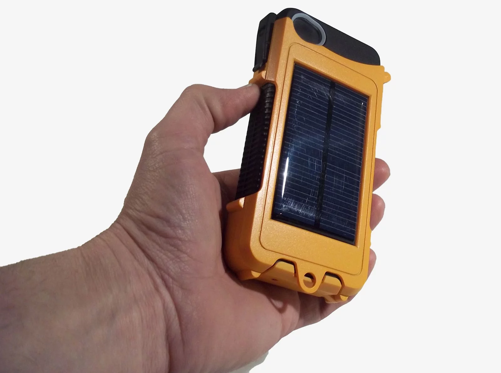 The AQUA TEK S packs a solar panel on the rear to charge its built-in battery