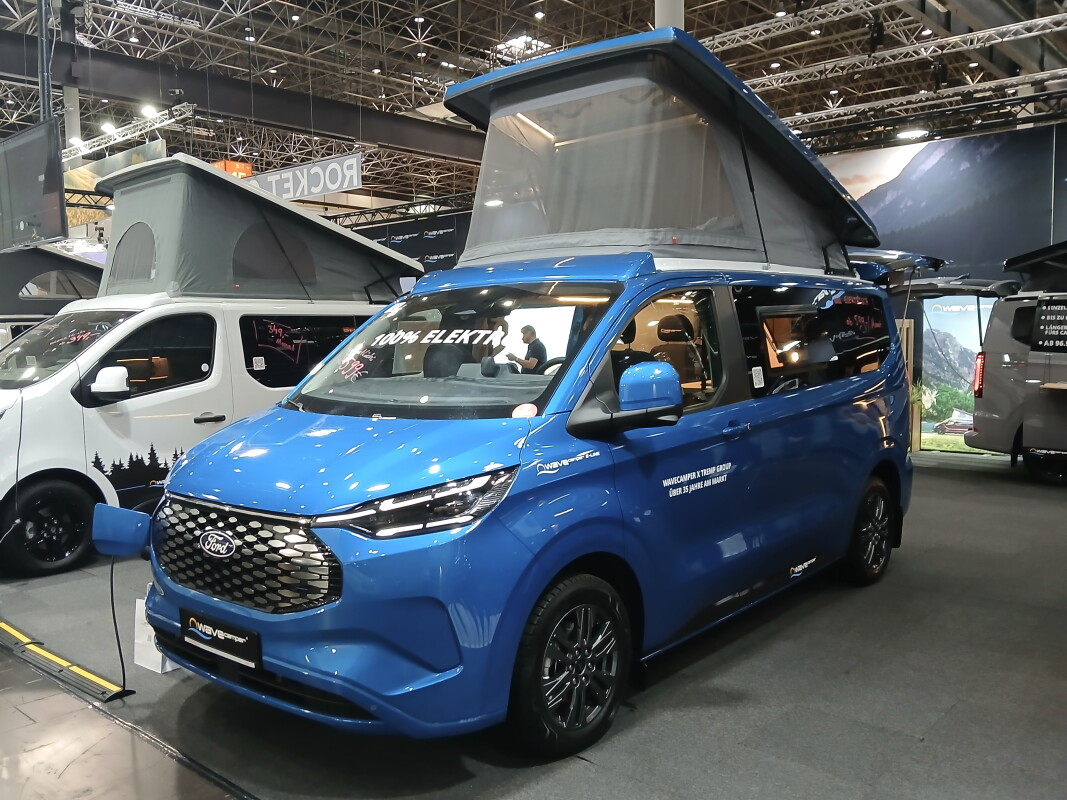 Ford mini-camper van breaks into ultra-flexible electric camping