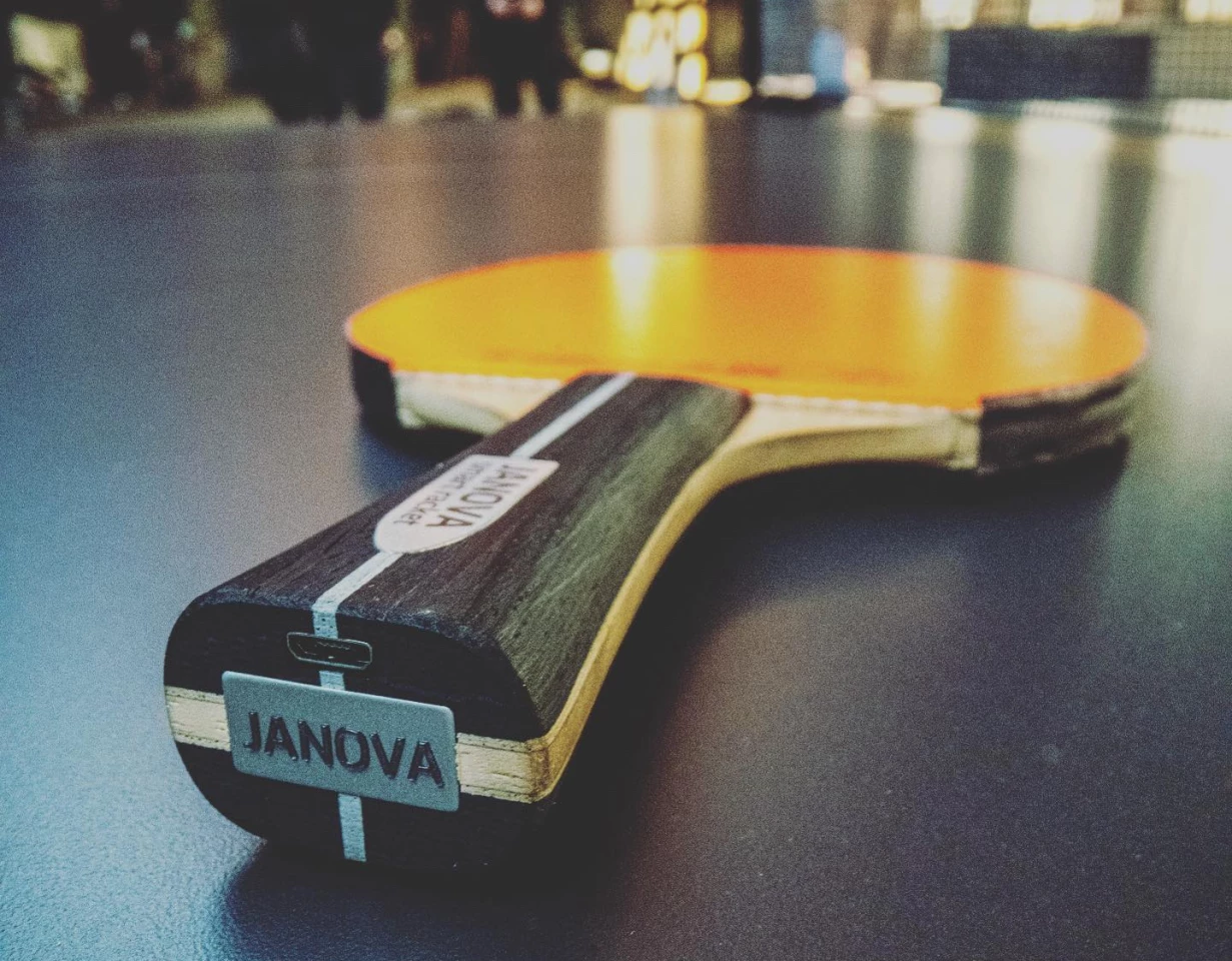 The Janova paddle performs 10,000 measurements per second